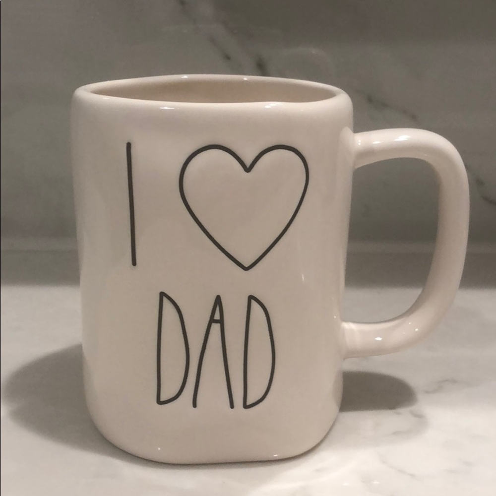 Rae Dunn mug.
